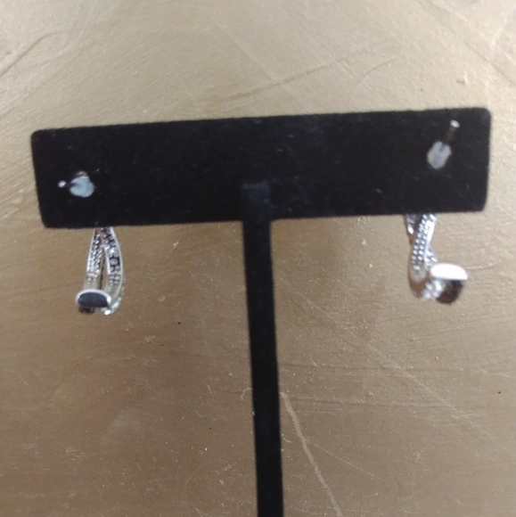 Crystal Fashion Earrings - Picture 3 of 3